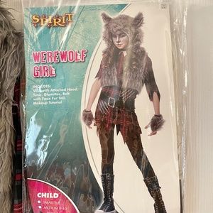 Spirit Halloween Werewolf Girl Halloween Costume Child Size L 10-12 Excellent